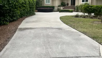 Driveway and Sidewalk Cleaning for SCS Pressure Washing LLC in Hilton Head Island, SC