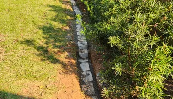 Lawn maintenance for Down & Dirty Lawn Svc  in Tallahassee, FL