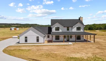 Custom Homes for Who Can Construction in Stephenville, TX