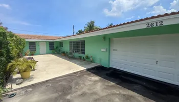 Interior Painting for Spice Isles Painting Inc. in Lighthouse Point, FL