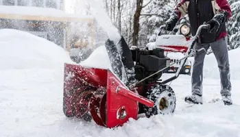 Fall Clean Up for Trim Seasonal Services in Franklin, WI