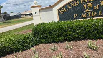 Lawn Care & Maintenance for Above the Lawn Cuts and Pressure Washing in Sebring, FL
