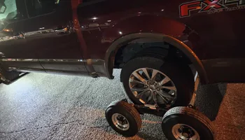 Light-Duty Towing for King's Towing and Recovery in Foley, AL