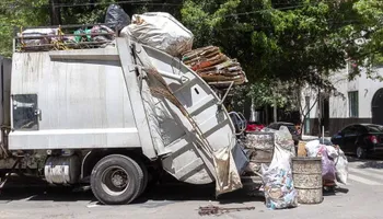 Dumpster Rentals for Newton's Junk Removal Services in Saline, MI