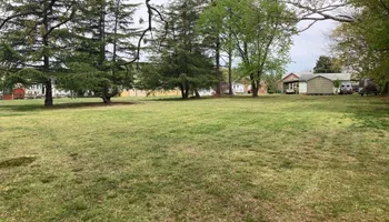 Mowing for Green Horizon Lawncare in North Chesterfield, VA