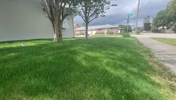 Fall Clean Up for Trim Seasonal Services in Franklin, WI