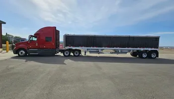 Trucking  Bulk  for N & F Trucking in Watertown, MN