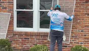 RESIDENTIAL WINDOW CLEANING for See2it Clean in St Louis, MO