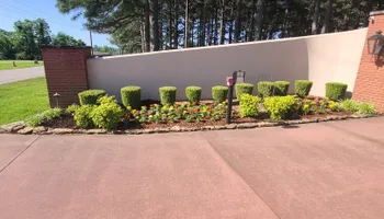 Lawn Maintenance for Platinum Lawncare in Fayetteville, TN