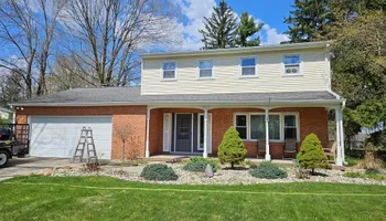 Soft Washing for On The Spot Lawn Maintenance & Pressure Washing in Jackson, MI