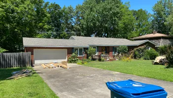 Roofing Installation for Huie Contracting LLC in Murray, KY