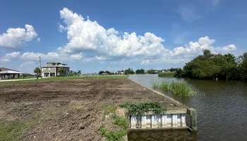 Bulkhead Construction & Repair for Bulkhead Construction Services in Houma, LA
