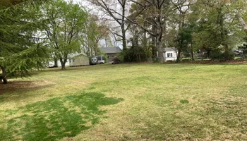 Mowing for Green Horizon Lawncare in North Chesterfield, VA