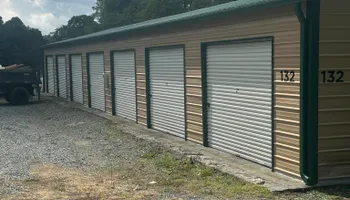 Gutter Maintenance for Nathan’s Guttering & Siding in Mountain City, TN