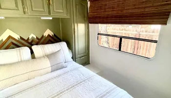 RV Renovations for Mauka to Makai RV Renovations in Los Angeles, CA