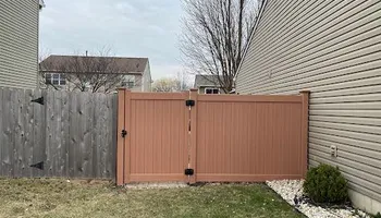 Residential Fence Installation for 5-Star Fencing in McHenry, IL