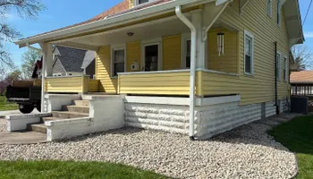 Mulch Installation for Blue Cardinal Outdoor Living Construction in Kokomo, IN