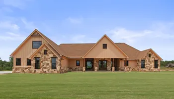 Custom Homes for Who Can Construction in Stephenville, TX