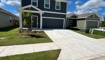 Lawn Maintenance for Oviedo Land and Garden in Smithville, TX