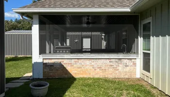 Fence Installation for MNA Construction, LLC in Lufkin, TX