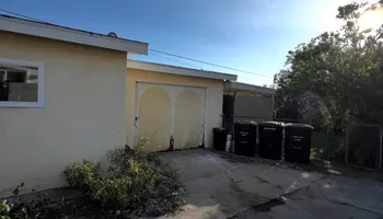 Household Junk Removal for JJs Relocation Services in Los Angeles, CA