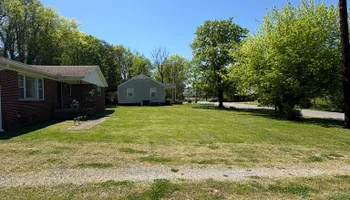 Lawn Maintenance for Platinum Lawncare in Fayetteville, TN