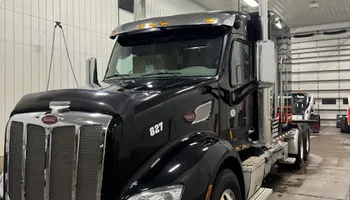 Trucking  Bulk  for N & F Trucking in Watertown, MN