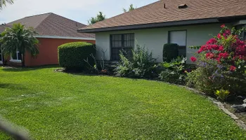 Lawn Care & Maintenance for Above the Lawn Cuts in Sebring, FL
