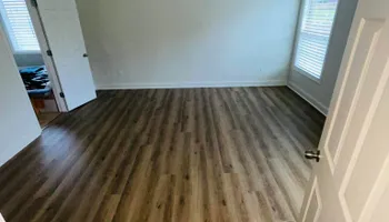 Floor Installation for TM Flooring and More in Knoxville, TN