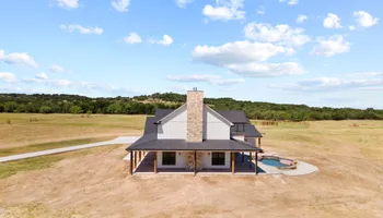 Custom Homes for Who Can Construction in Stephenville, TX