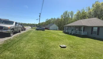 Lawn Maintenance for Platinum Lawncare in Fayetteville, TN