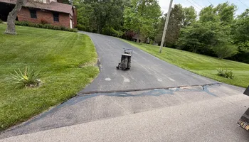 Sealcoating for Hundley Sealcoating LLC in Hamilton, OH