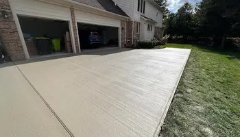 Broom Finish Driveways for Crown Cement in Lincoln Park, MI