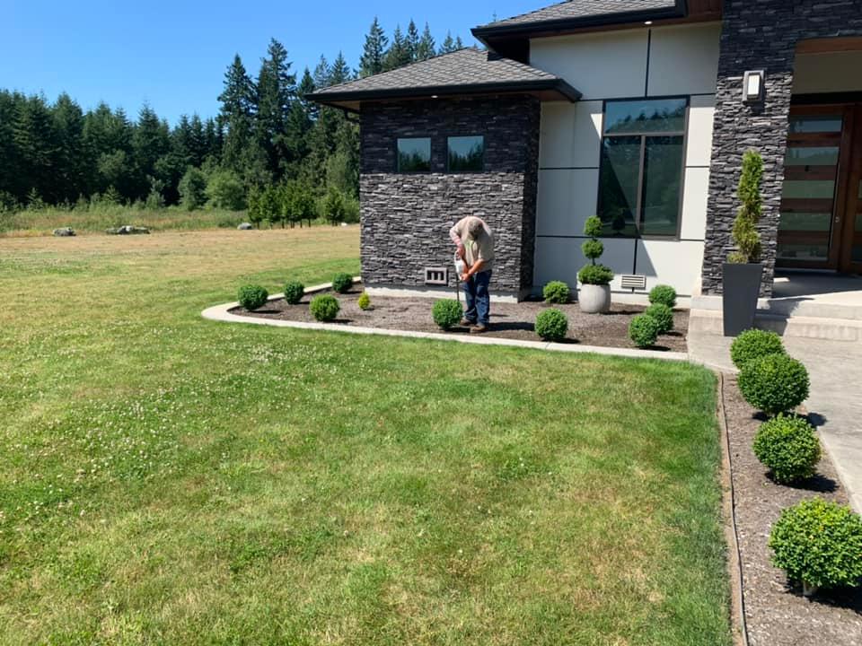 Landscaping company Avenscapes NW, LLC in Getchell, Washington