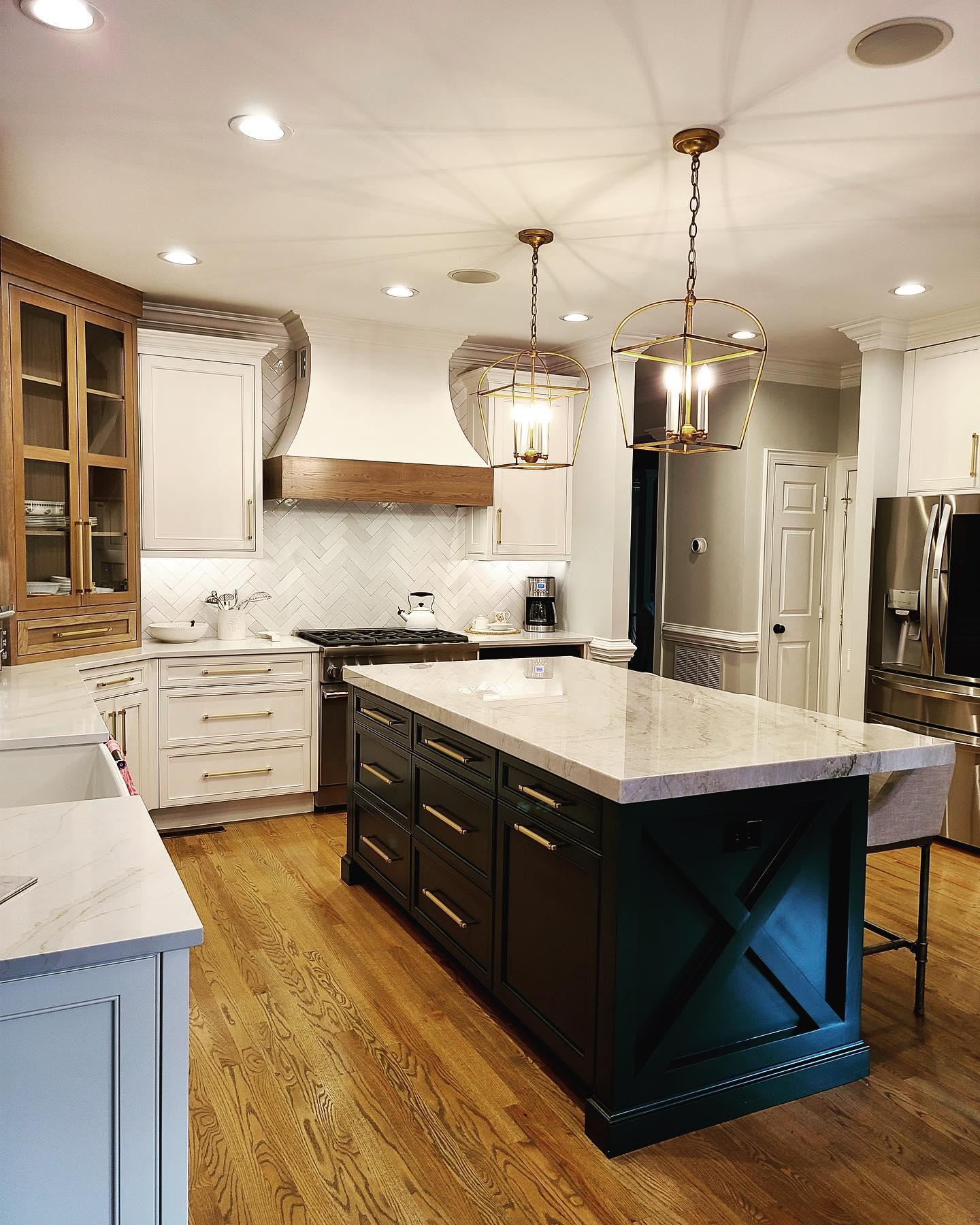 remodeling and construction companies company CAROLINA OAK & CO. in Charlotte, North Carolina