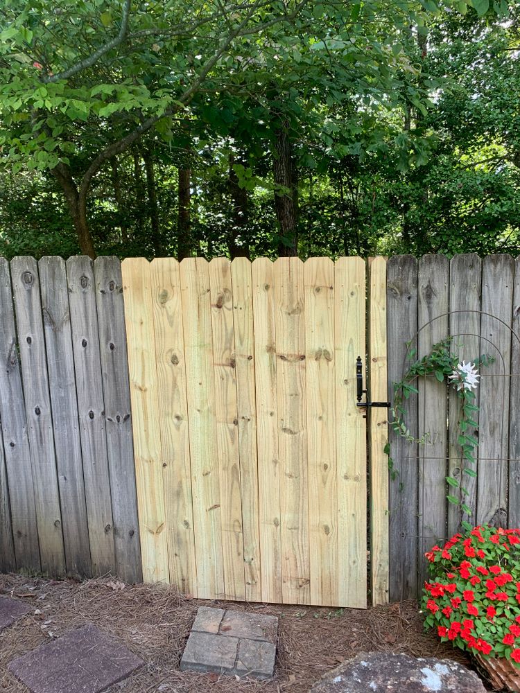 Gate Installation by Alpine Fence