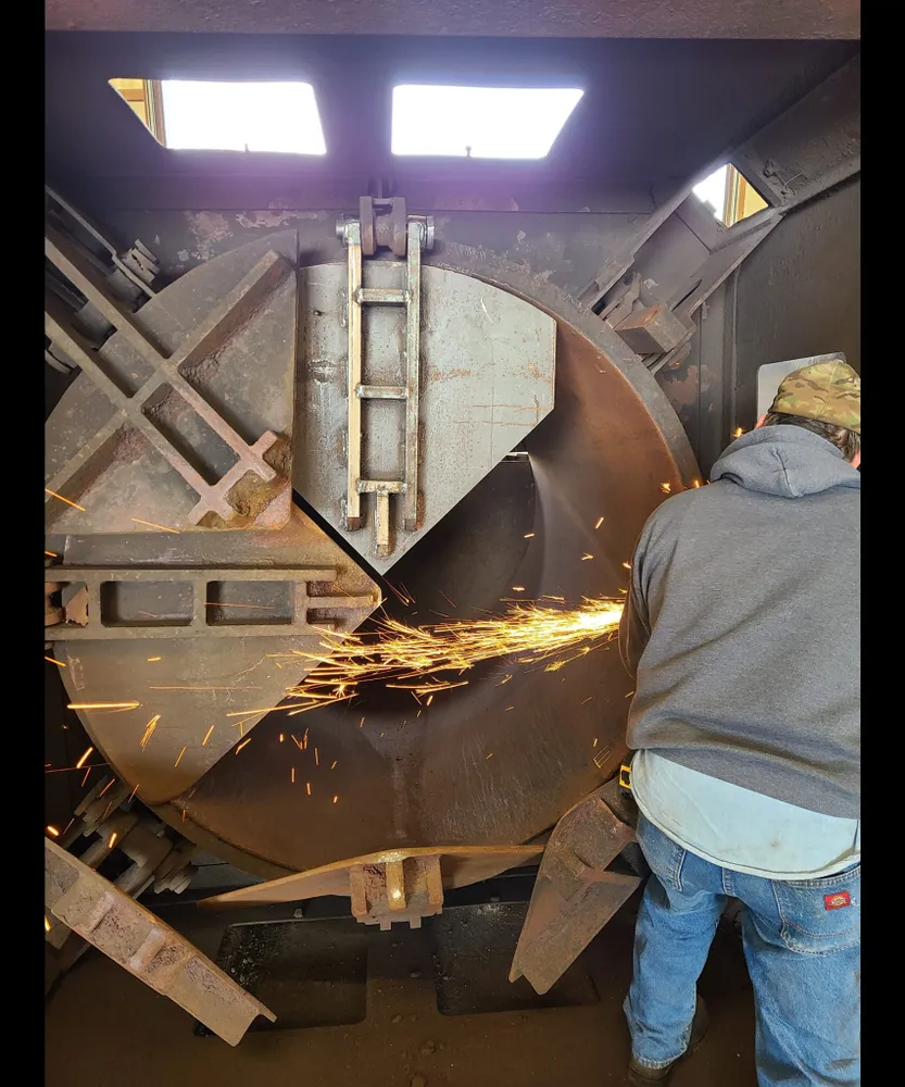 Midwest Fabrication crew at work