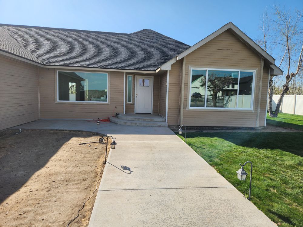 Hyatt window and siding upgrade for Custom Valley Construction   in Sunnyside, Washington