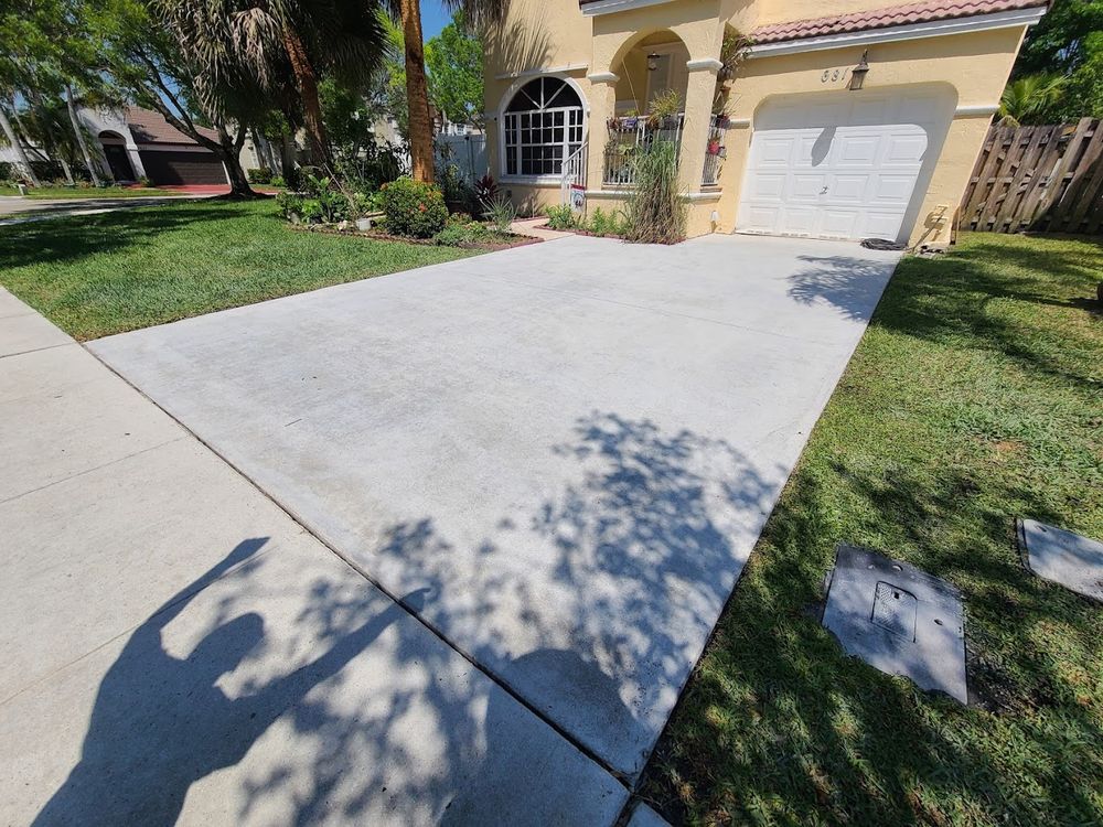 Pressure Washing for AJ's Pressure Cleaning & Painting in Pembroke Pines, FL