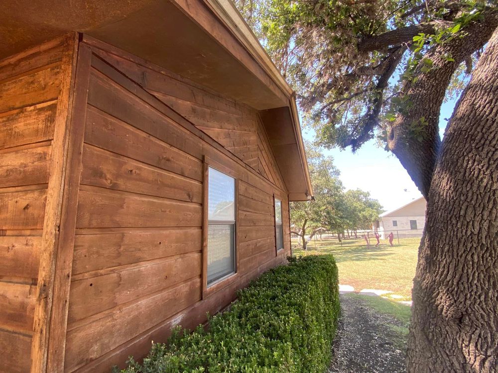 Exterior Renovations for De Leon Carpentry & Renovation  in Leakey, TX