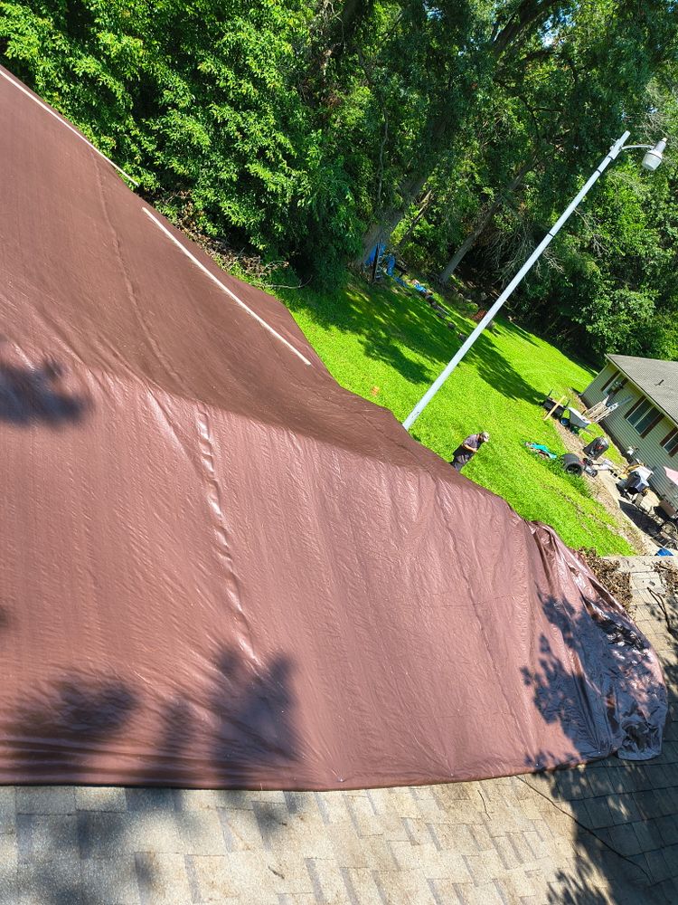 Tree Removal for Hunnicutt’s Tree Service L.L.C. in Monticello, IN