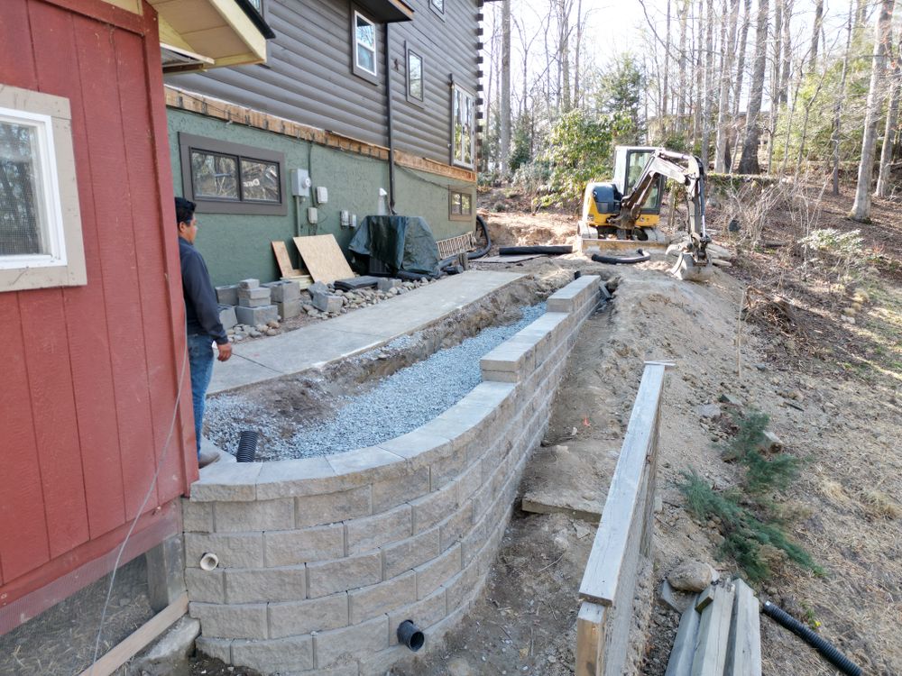 Retaining walls & grading for JV Painting Services LLC in Hendersonville, NC