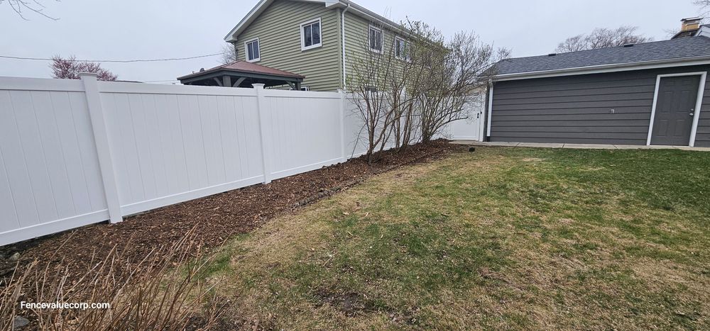 VINYL FENCES for Fence Value Corp in Chicago, IL