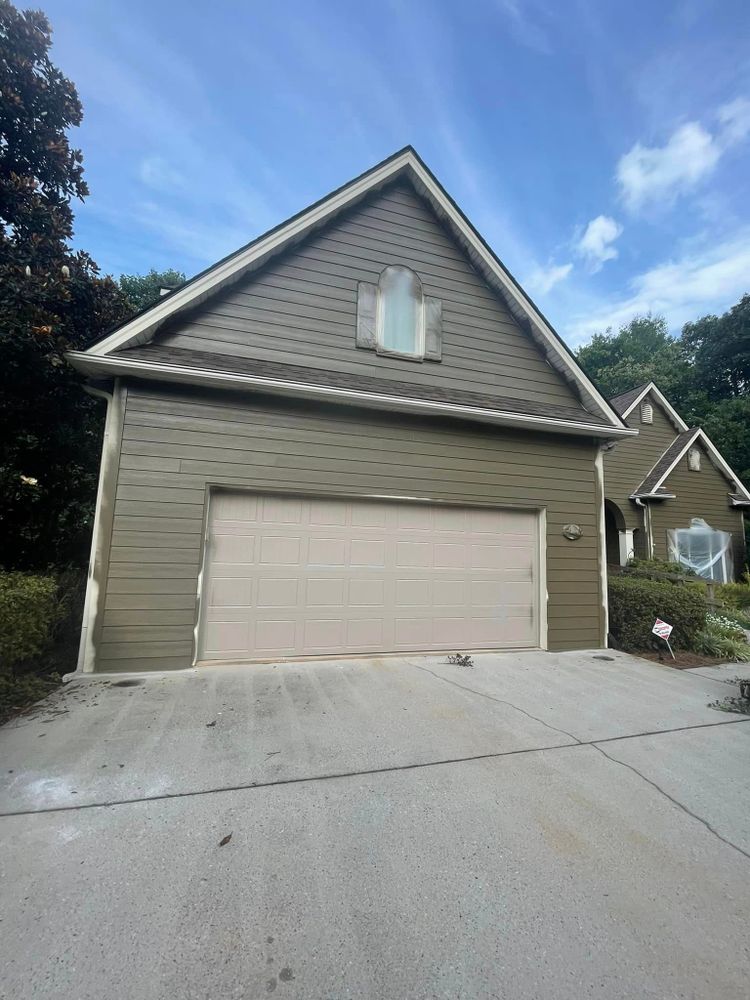 Exterior Painting for MCR painting and remodeling LLC in Tucker, GA