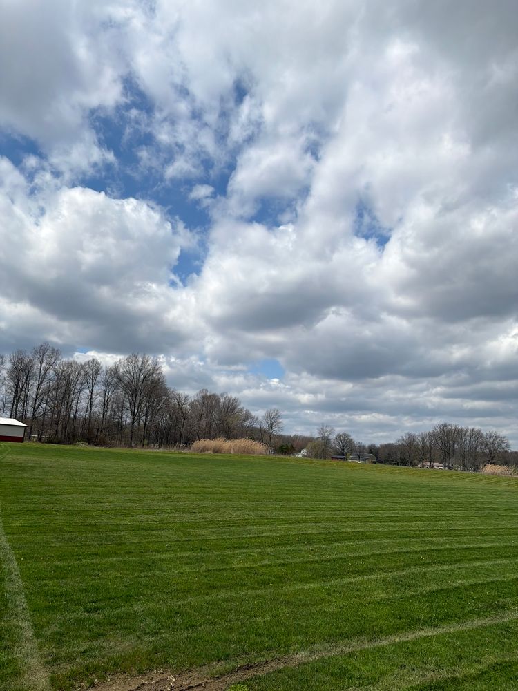 Natural Stone Hardscape for Youngstown Lawn & Patio Design in Canfield, OH