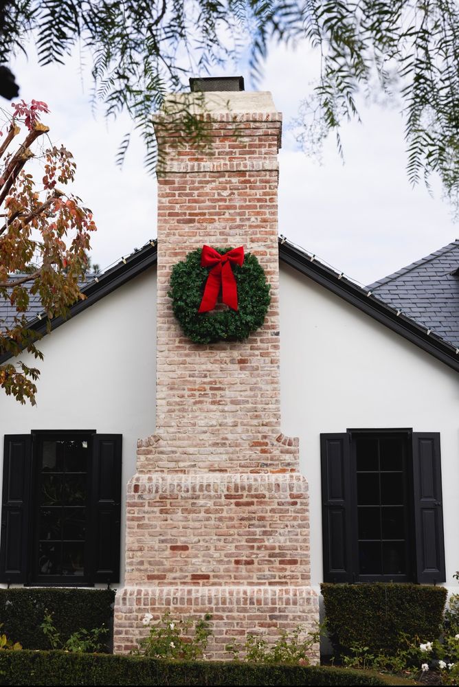 Holiday Lighting for Elite Shine Property Services: The #1 Choice for Window & Exterior Cleaning in South OC in Orange county, CA