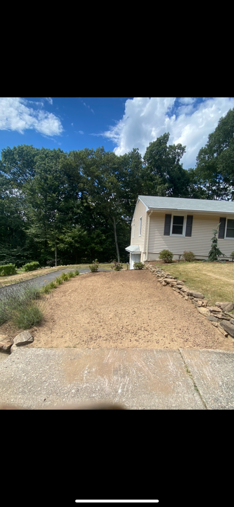 Landscape & Bed Design for Ace Landscaping in Trumbull, CT