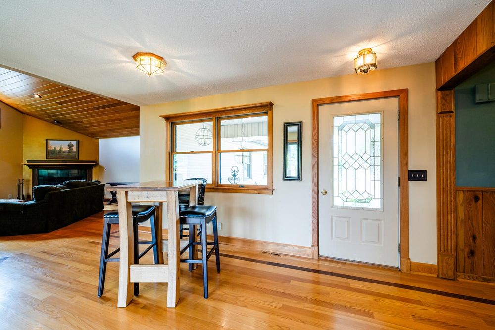 All Photos for Tala Real Estate in Coloma,  Michigan