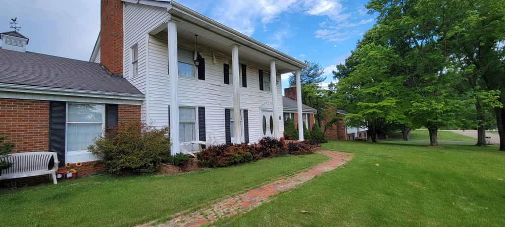 All Photos for Middle Man Construction in Fall Branch, TN