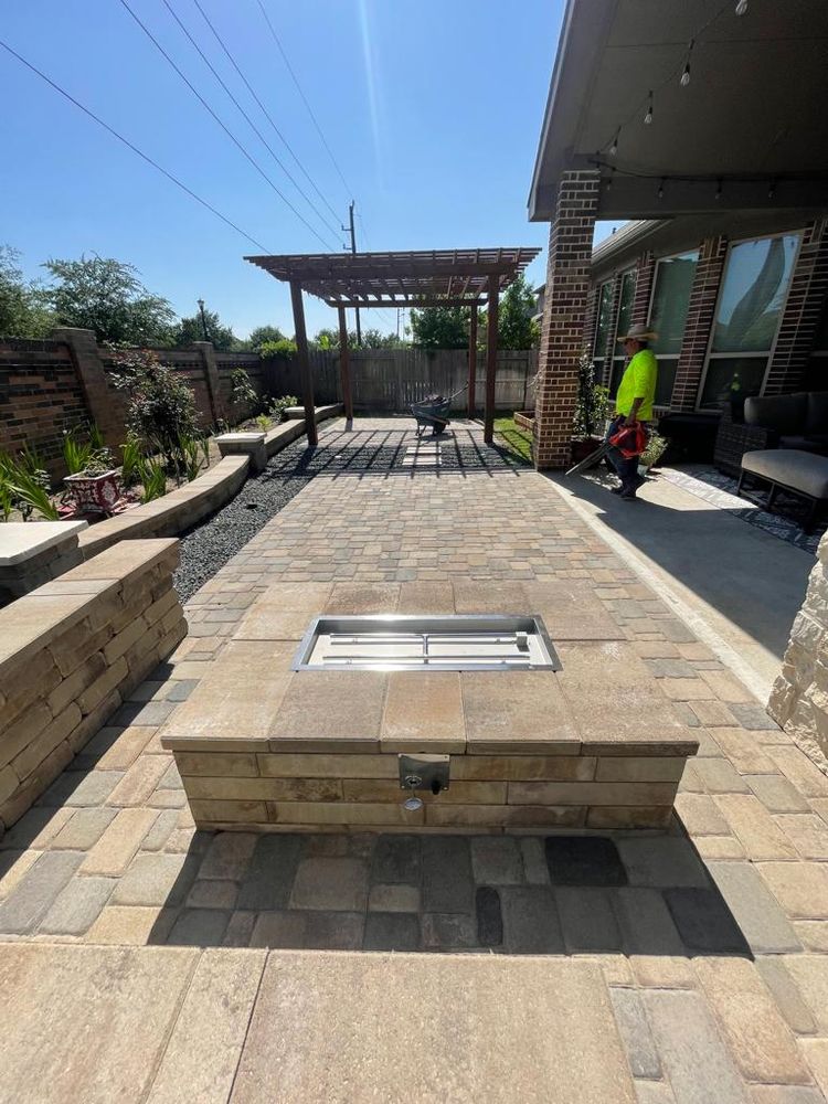 Patio Design for OTM Hardscape & Construction in Houston, TX